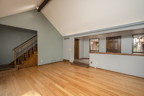 11216 Bridget Ln-4.jpg