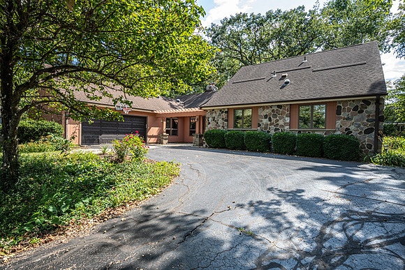 11216 Bridget Ln-24.jpg