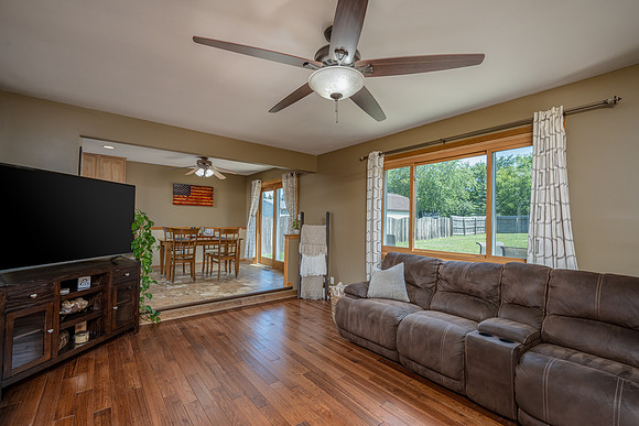 S Sharon-2.jpg