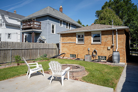 Squire Ave-20.jpg