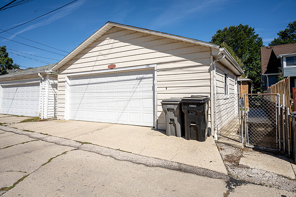 Squire Ave-19.jpg