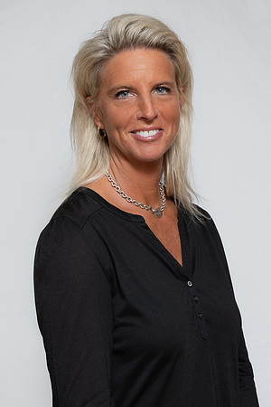 Jennifer Hart-4.jpg